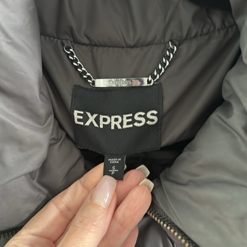 Express—Winter Coat -Size Small - Picture 7 of 11